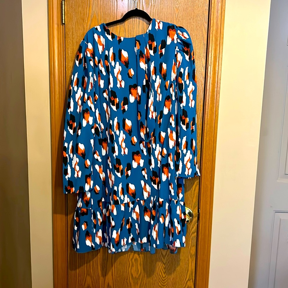Multi color dress with belt size 2xl